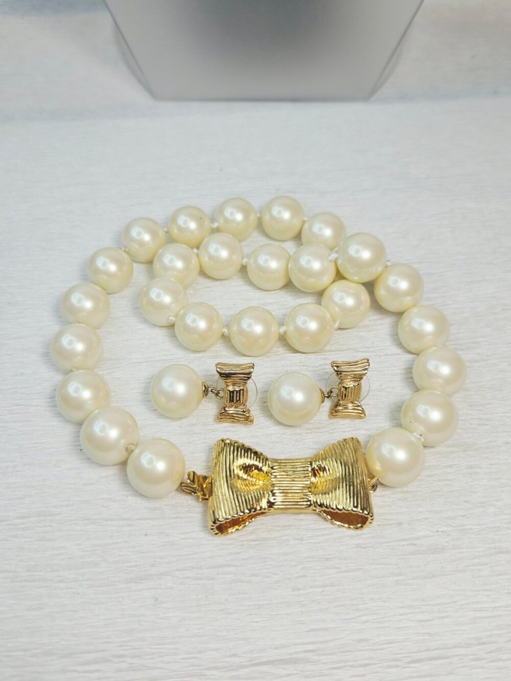 Kate Spade All Wrapped Up In Pearls Necklace Earrings - Picture 5 of 10